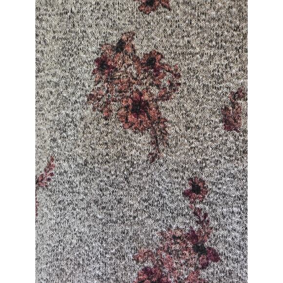 Lane Bryant Long Sleeve Top 22/24 Womens Plus Size Gray Floral V Neck Pullover - Picture 4 of 5